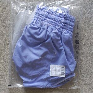 Lululemon Women's Hotty Hot HR 2.5" Lined Shorts Sz 0 - New in Bag